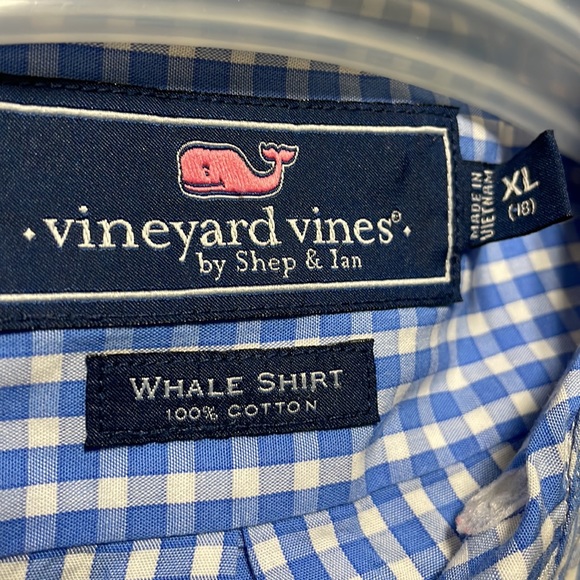 Vineyard Vines Other - Boys XL Vineyard Vines Blue plaid button down
